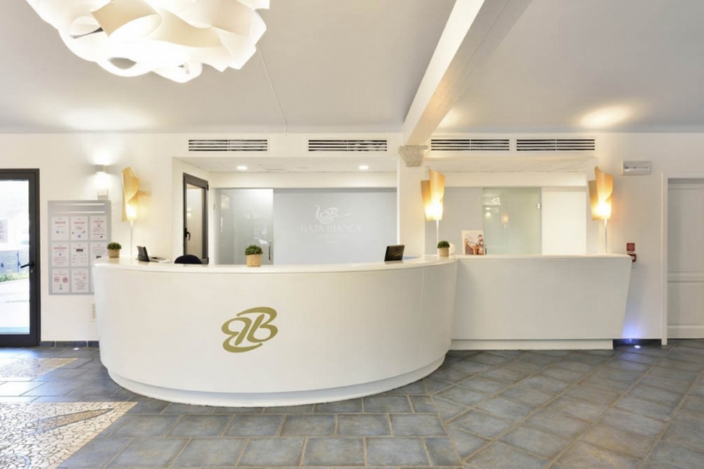 Hotel Club Baja Bianca con PACCHETTO NAVE